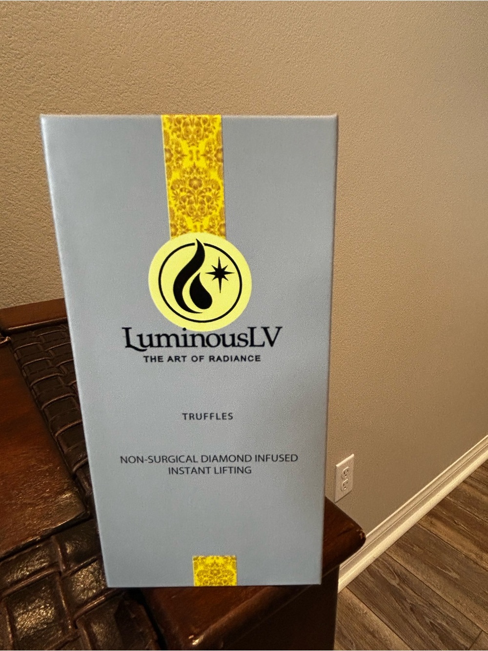 Diamond Infused Instant Lifting Serum — Gray & Gold